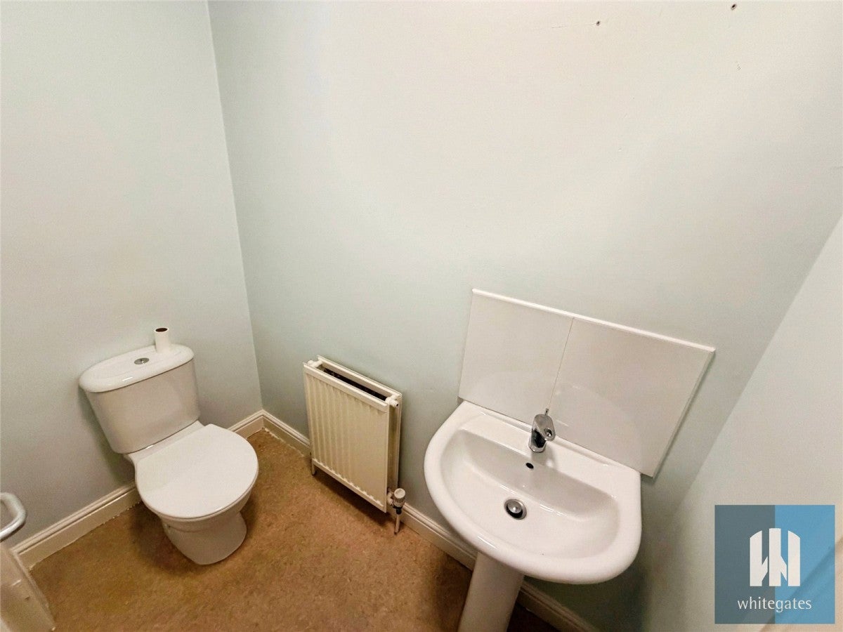 Flat Westwood Court in Barnsley