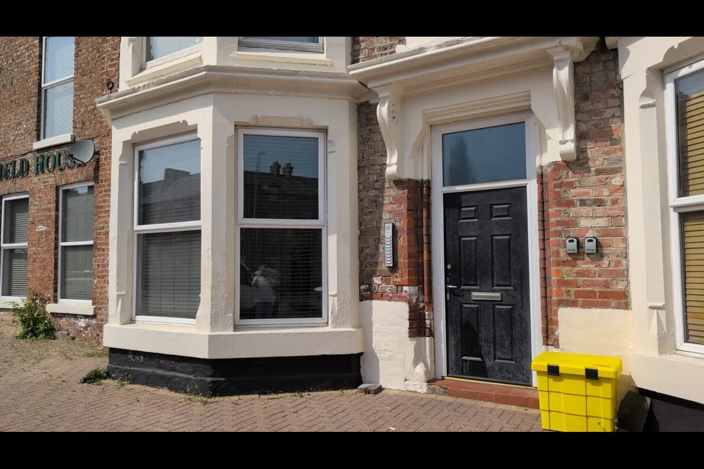 Flat Coniscliffe Road in Darlington