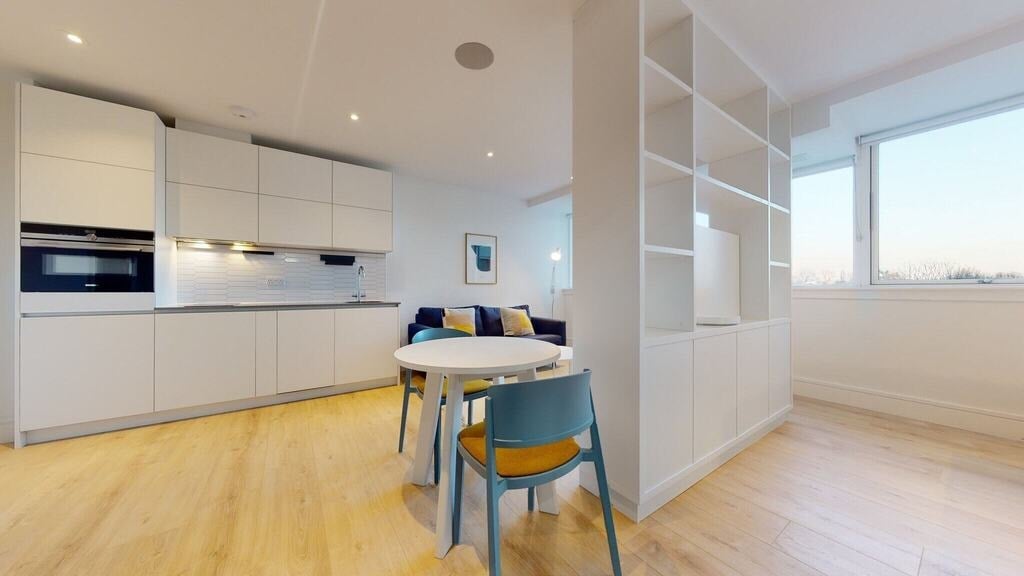 Flat Humphry Repton Lane in Greater London