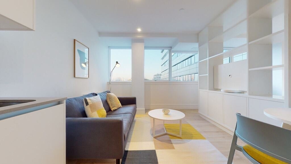Flat Humphry Repton Lane in Greater London