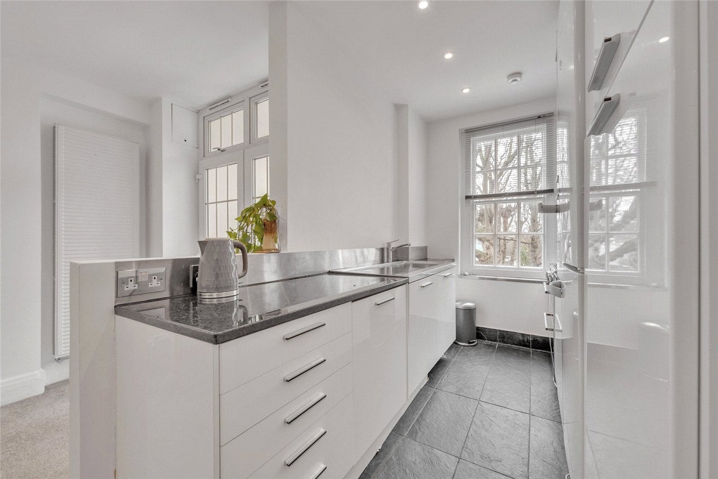 Flat Elm Tree Close in City of Westminster
