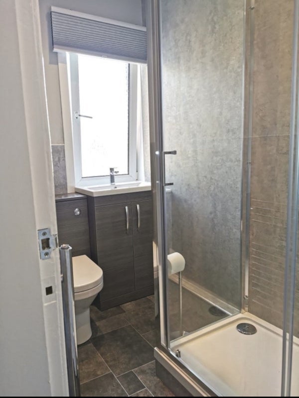 Room Crewe Crescent in City of Edinburgh