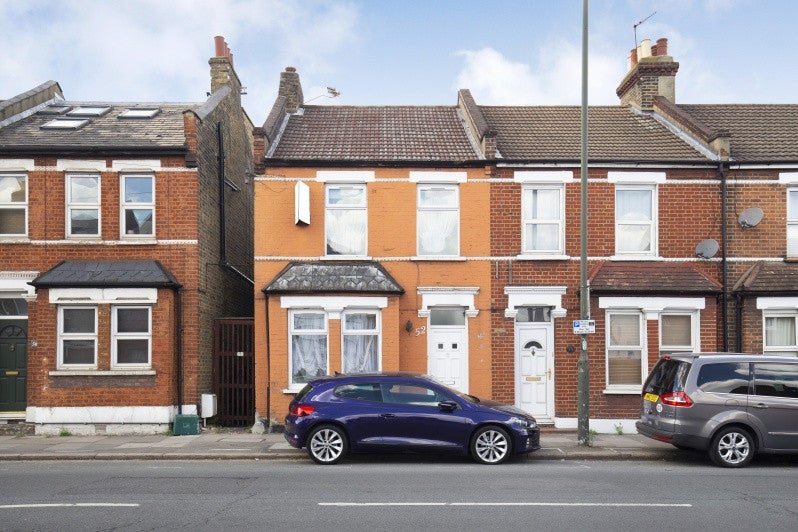 House Haydons Road in Greater London