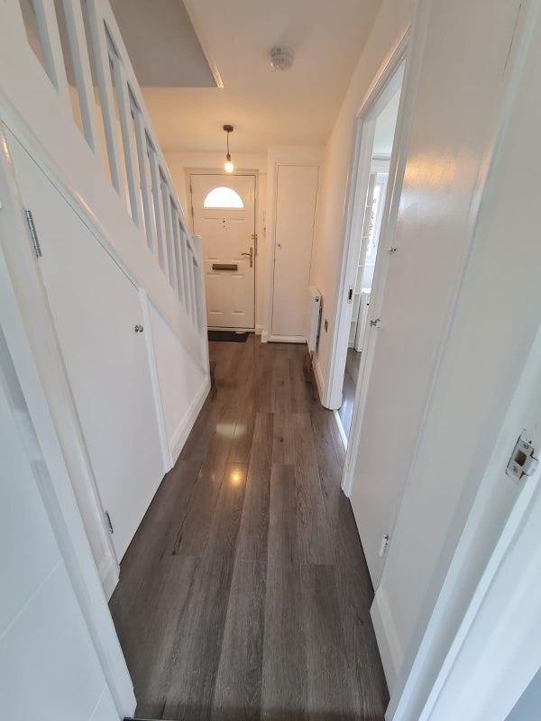 Room Winkfield Road in Greater London