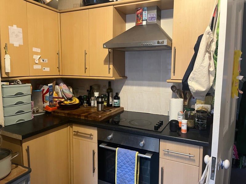 Room Henleaze Road in Bristol