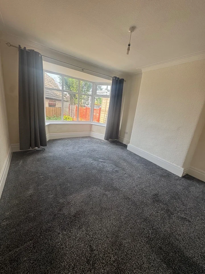Flat Poulton Old Road in Blackpool