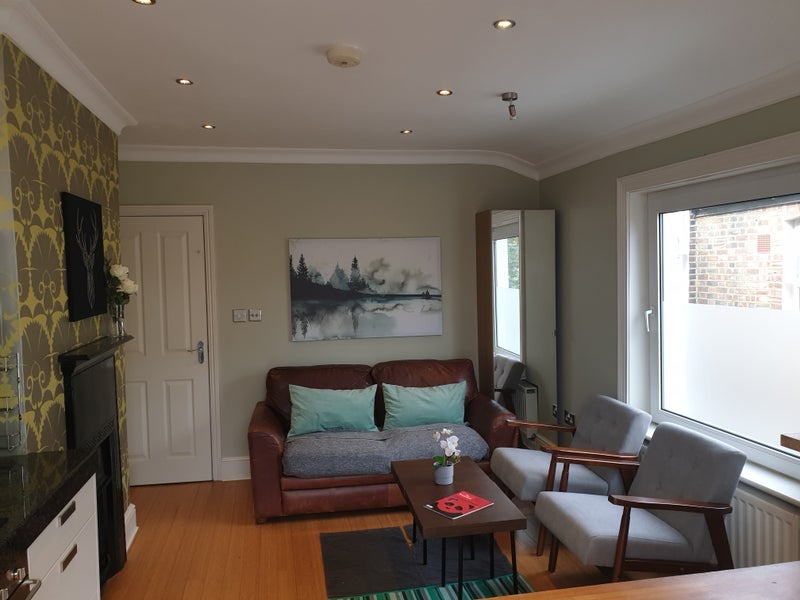 Room Bickley Street in Greater London