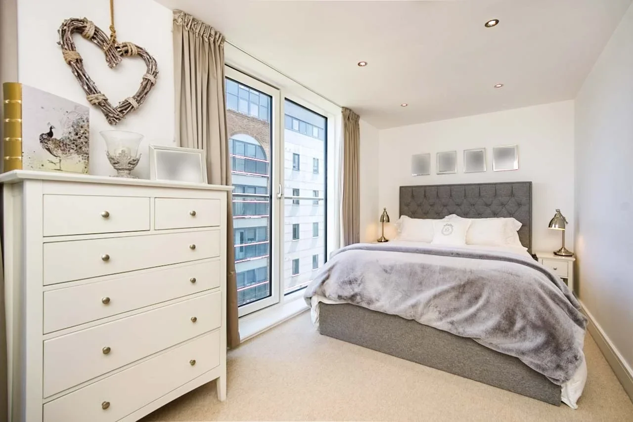 Flat Victoria Parade in Greater London