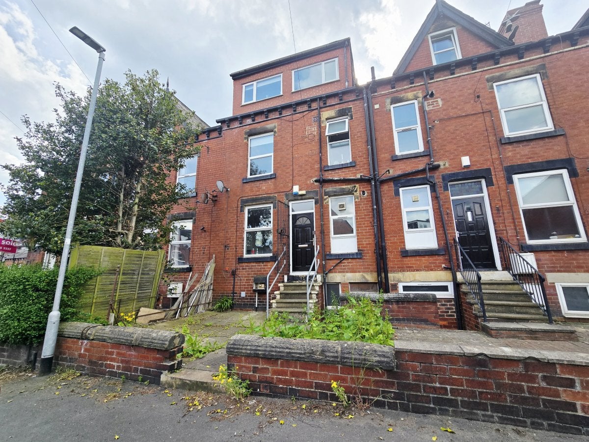 House Hessle Street in Leeds