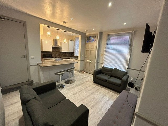 Flat Thornville Street in Leeds