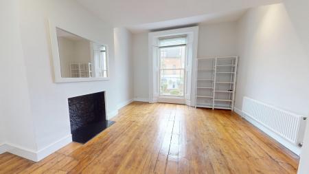 Flat Belmont in Brighton