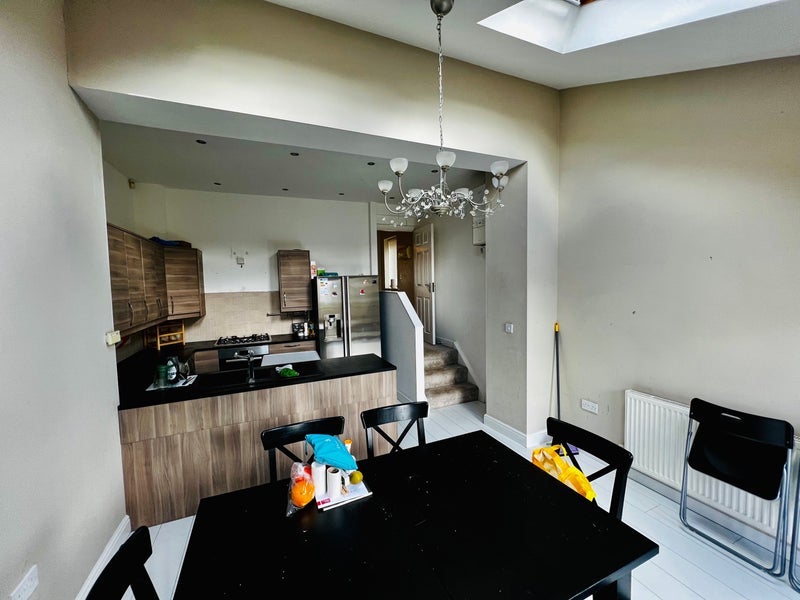 Room Ainsley Road in Sheffield