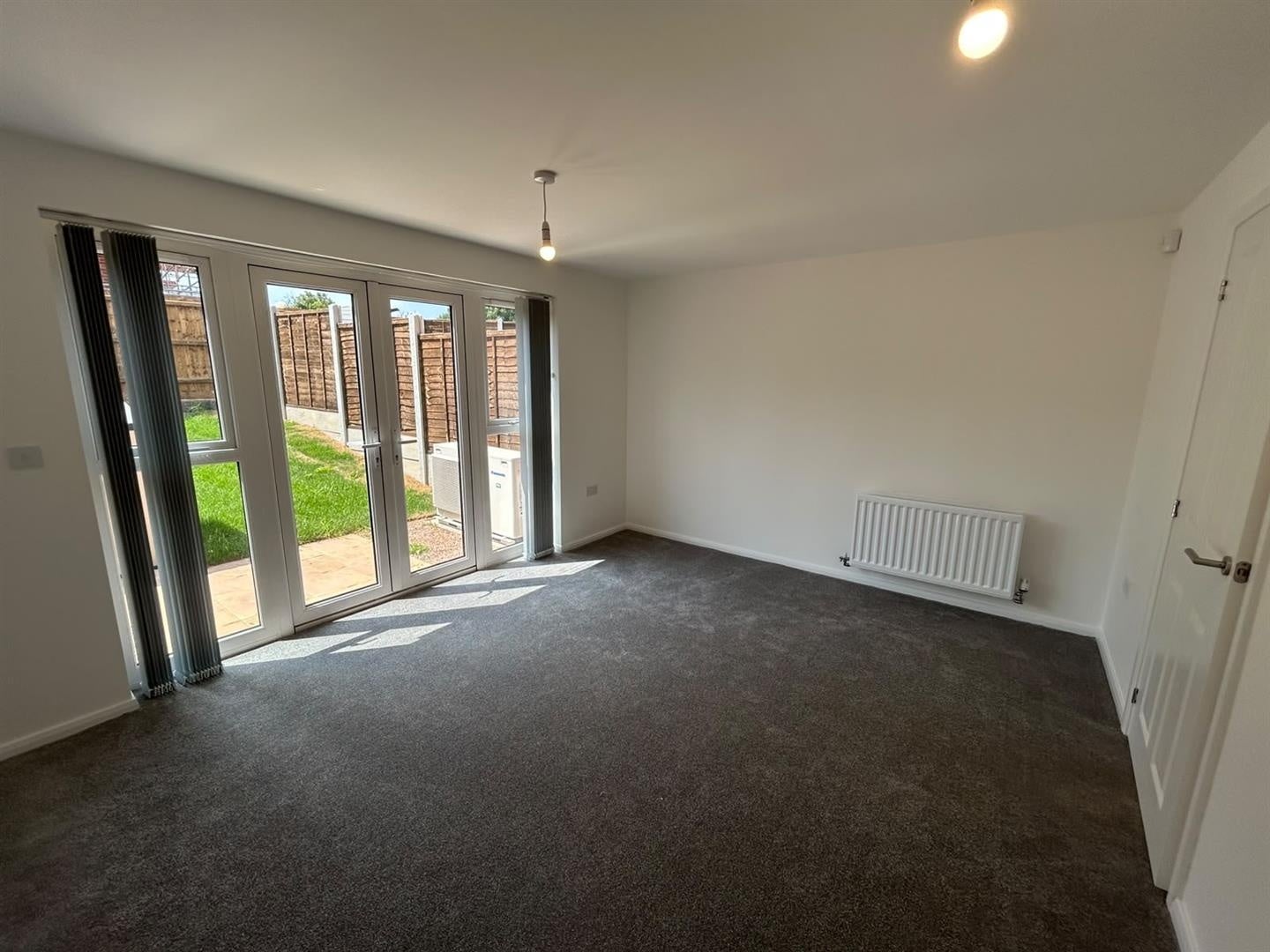 Flat Fivefield Road in Coventry