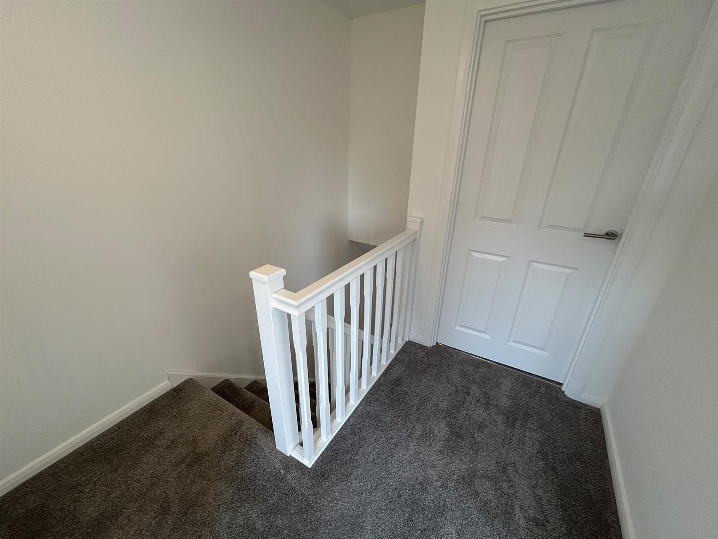 Flat Fivefield Road in Coventry