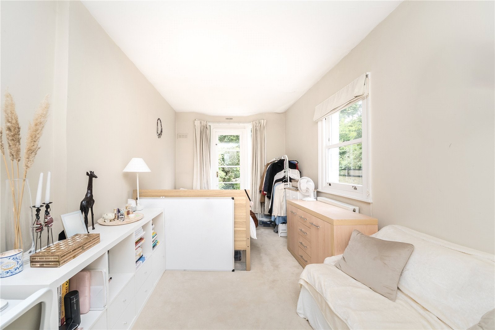 Flat Oakley Street in Greater London