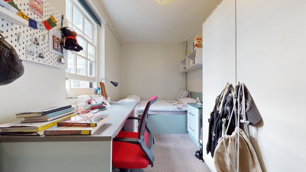 Room Medway Street in City of Westminster