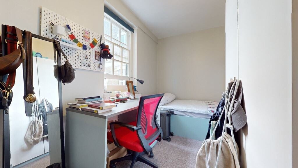 Room Medway Street in City of Westminster