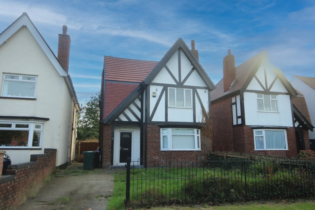 House Circular Drive in Chester