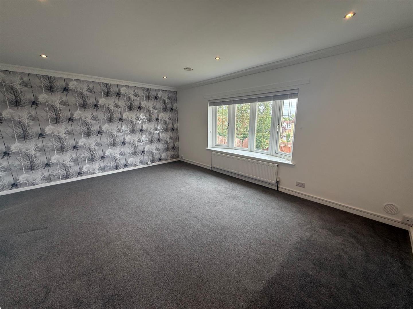 House Briar Close in Shirebrook