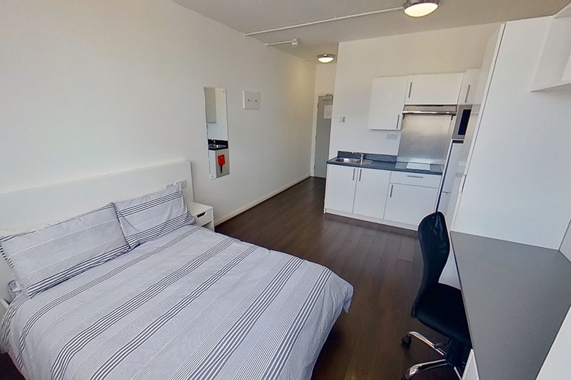 Room Milton Street in Nottingham