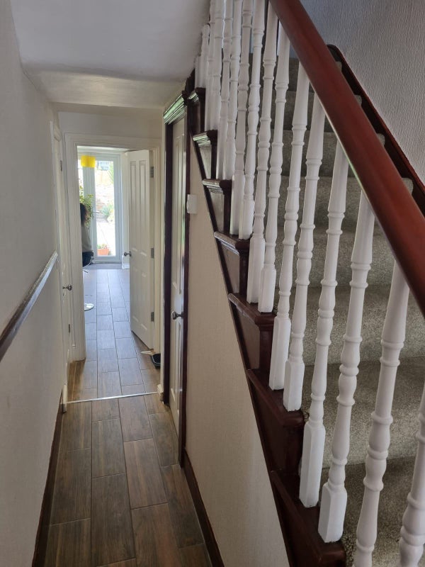 Room Harcourt Road in Greater London