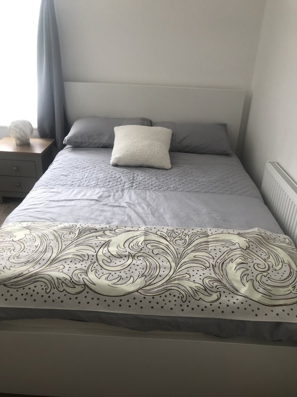 Room Harcourt Road in Greater London
