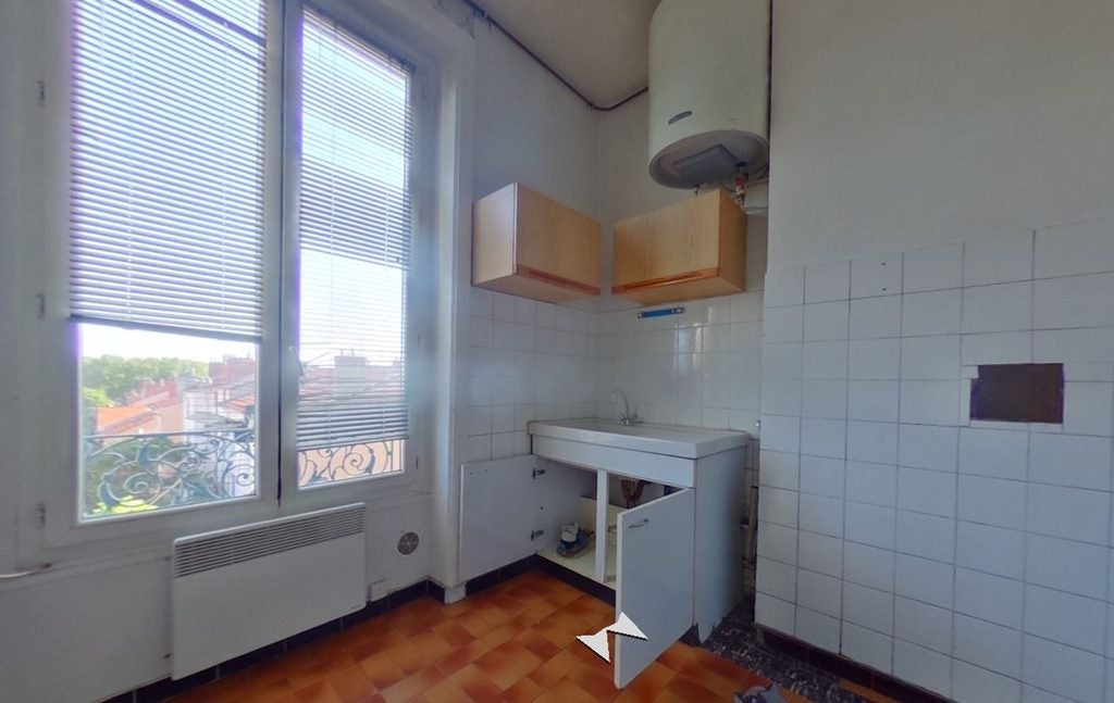 Flat Rue Louis Chapuy in Lyon