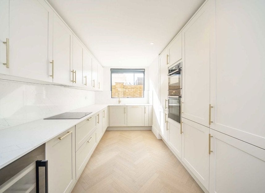 House Bryanston Close in Greater London