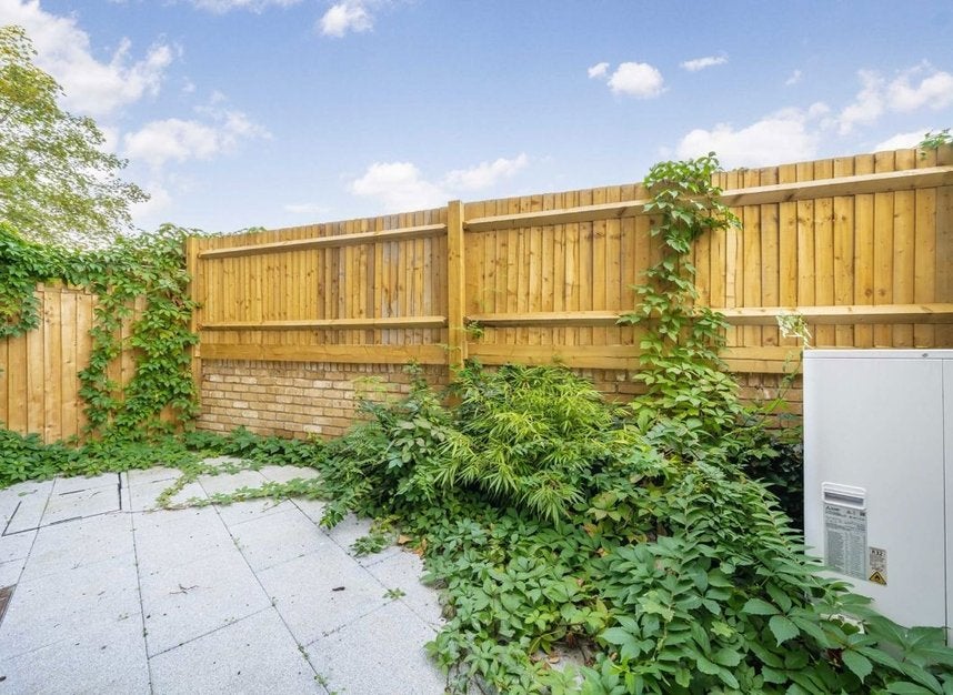 House Bryanston Close in Greater London