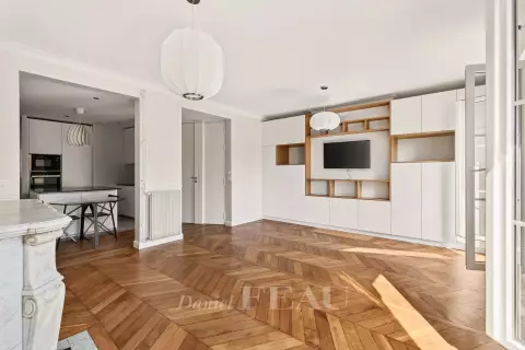 Flat Rue Faidherbe in Paris