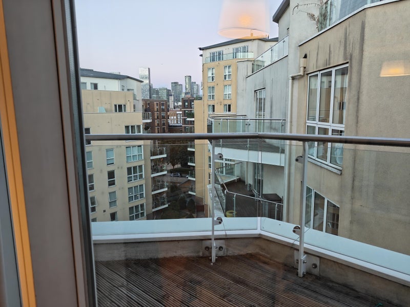 Room Canada Street in Greater London