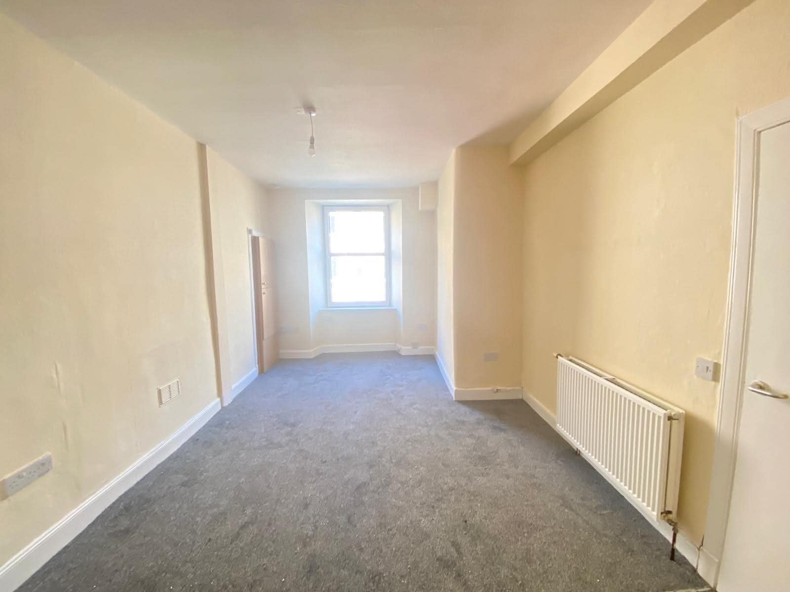 Flat Watson Crescent in City of Edinburgh