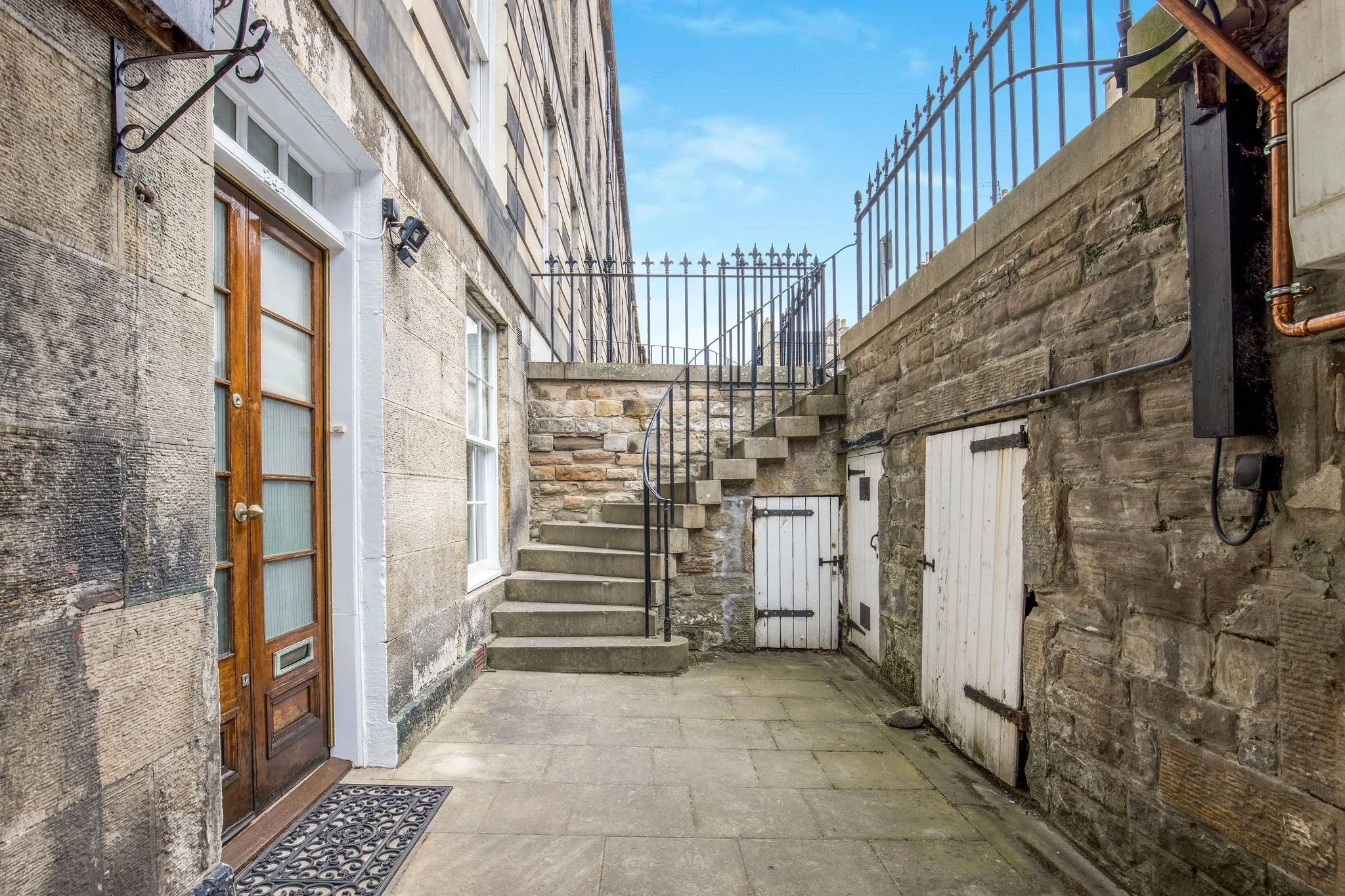 Flat Cumberland Street in City of Edinburgh