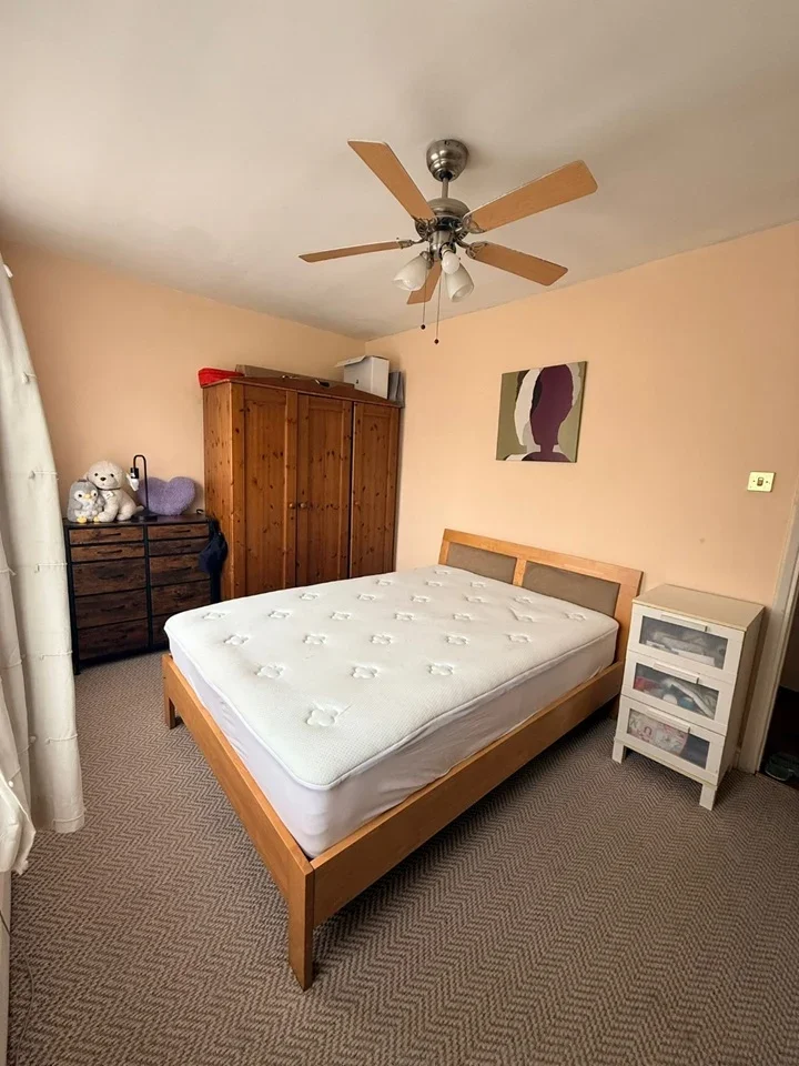 Room Longbridge Road in Greater London