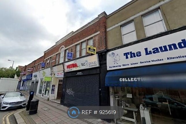 Flat Parson Street in Greater London