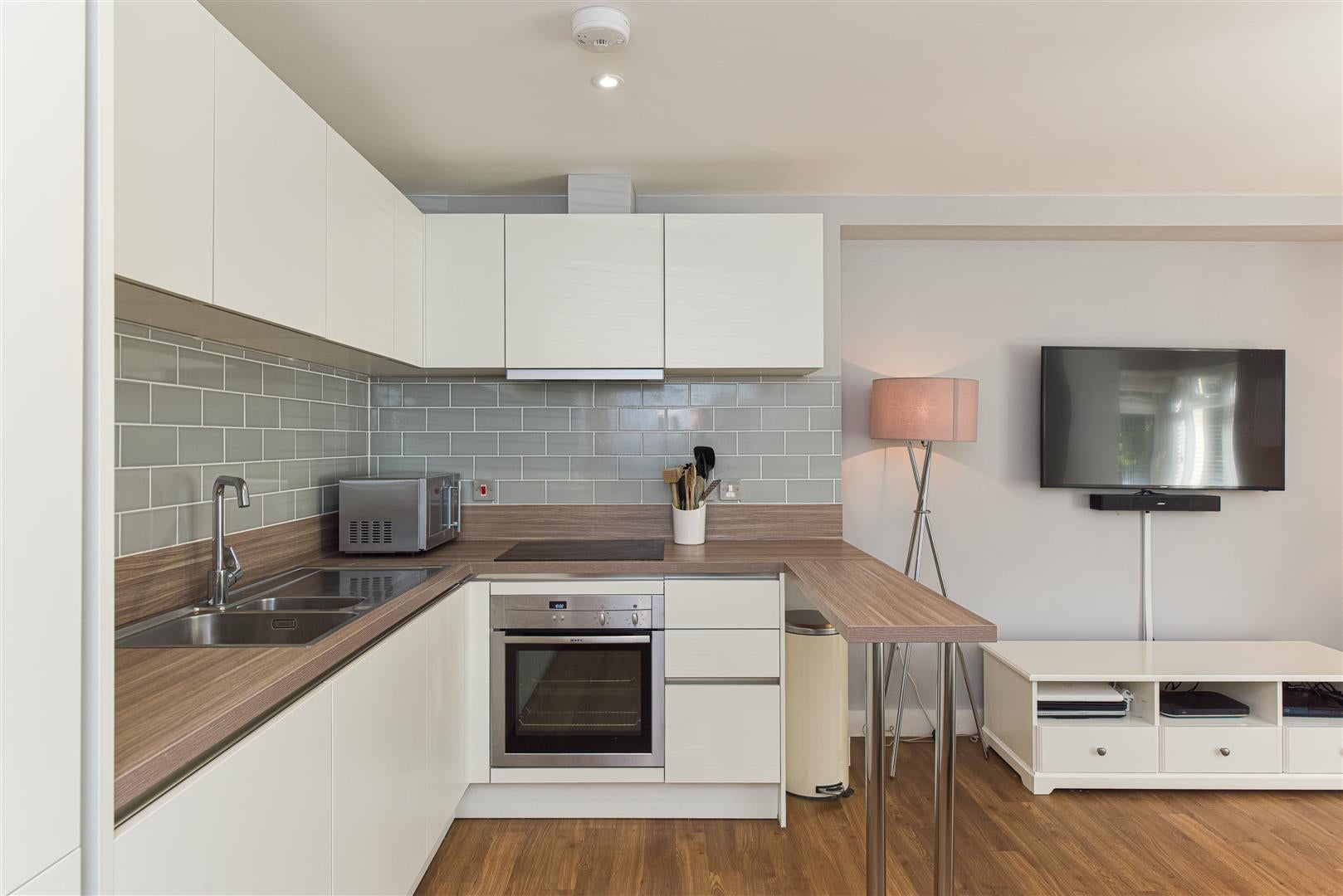 Flat Doran Drive in Reigate and Banstead