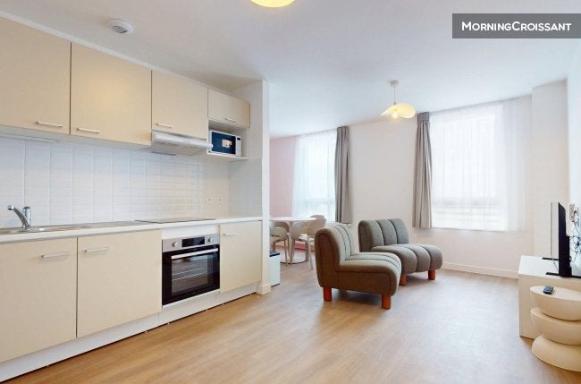 Flat Avenue des Champs Pierreux in Nanterre