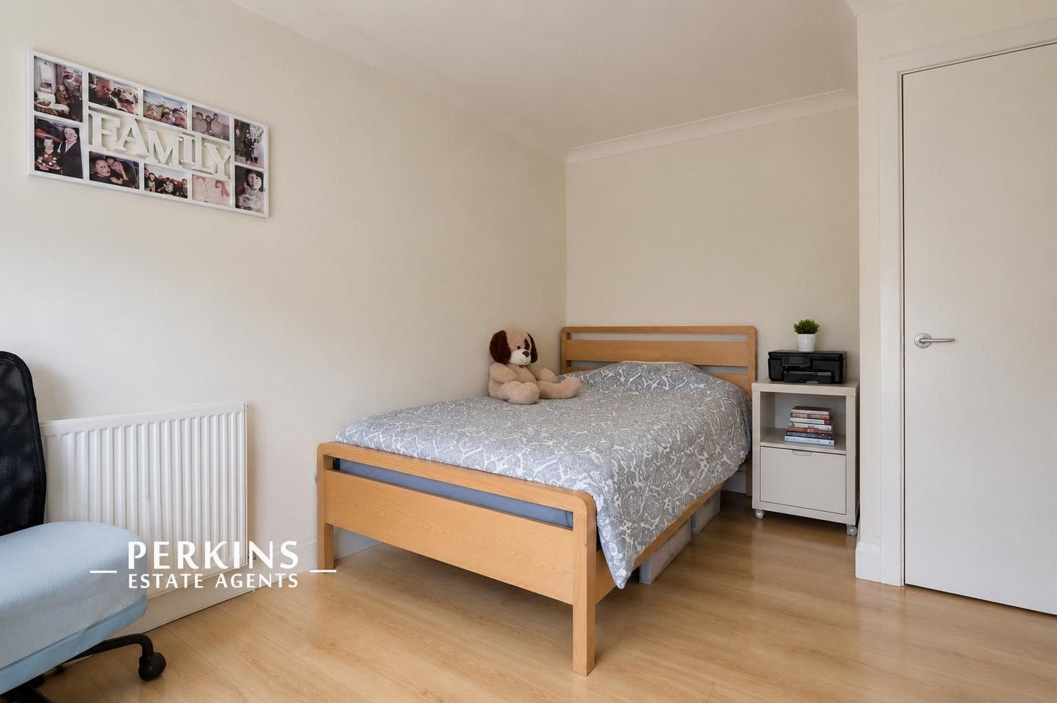 Room Goring Way in Greater London