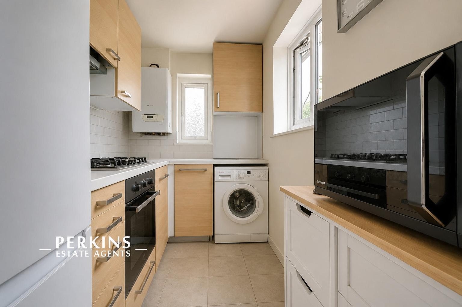 Room Goring Way in Greater London