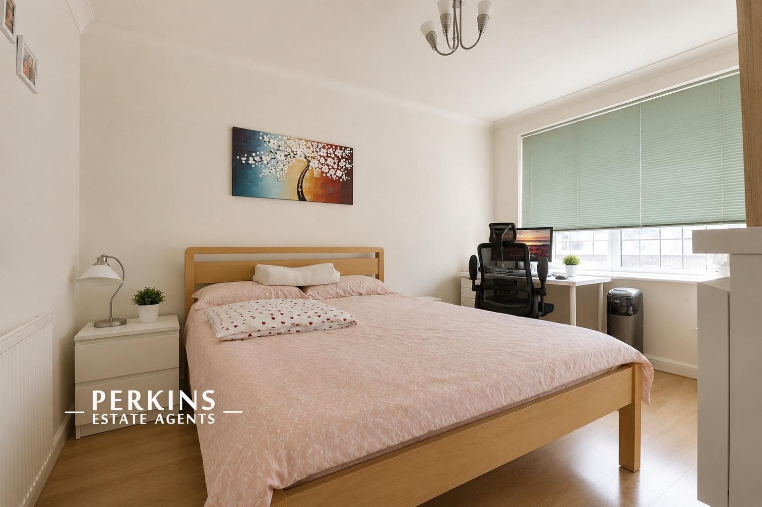 Room Goring Way in Greater London
