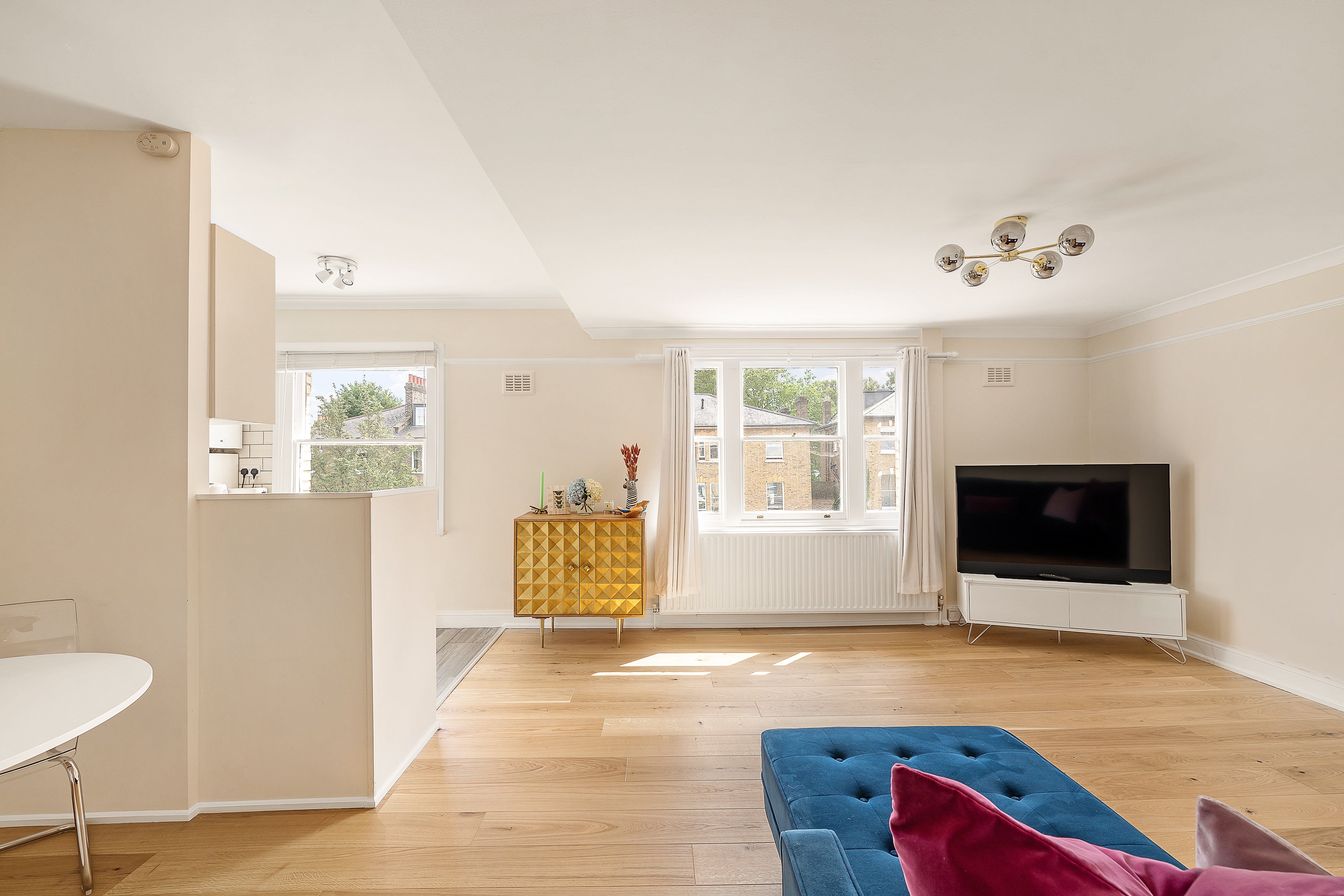 Flat King Henry's Road in Greater London
