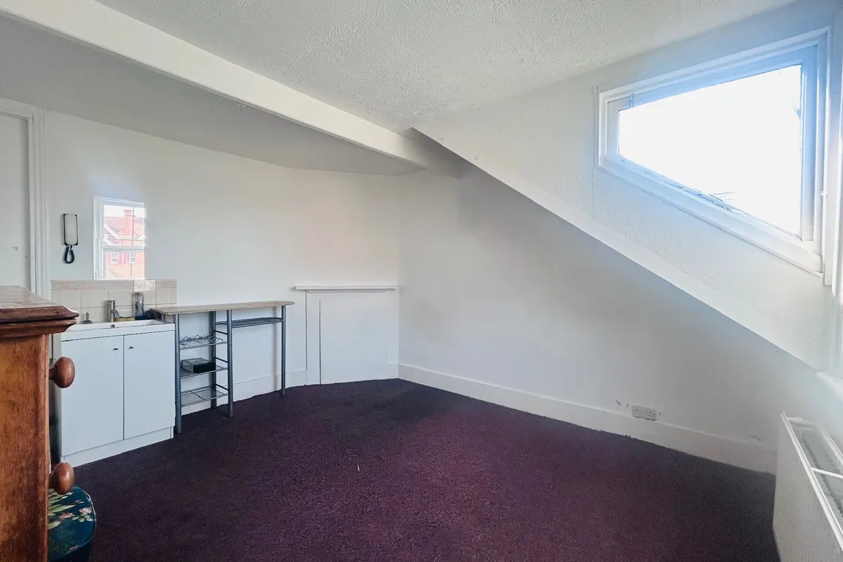 Room Teville Road in Worthing