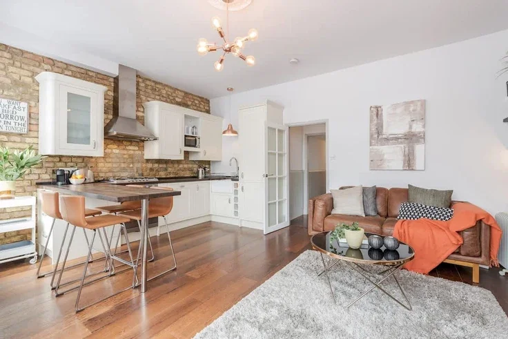 Flat Fentiman Road in Greater London
