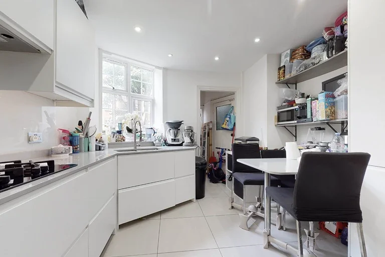 Flat Portsdown Mews in Greater London