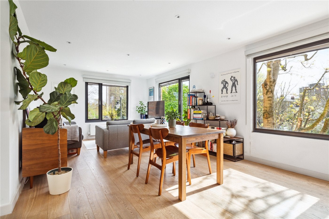 Flat Rotherfield Street in Greater London