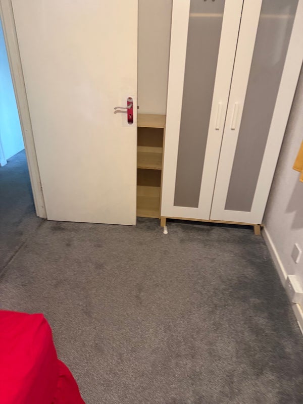 Room Wakehurst Drive in Crawley