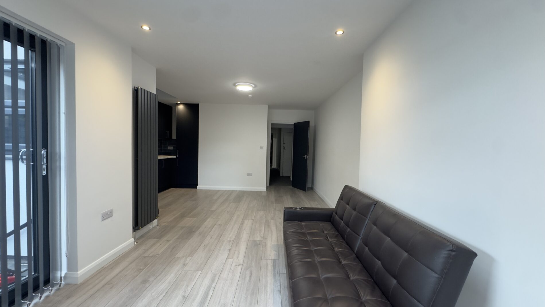 Flat Great West Road in Greater London