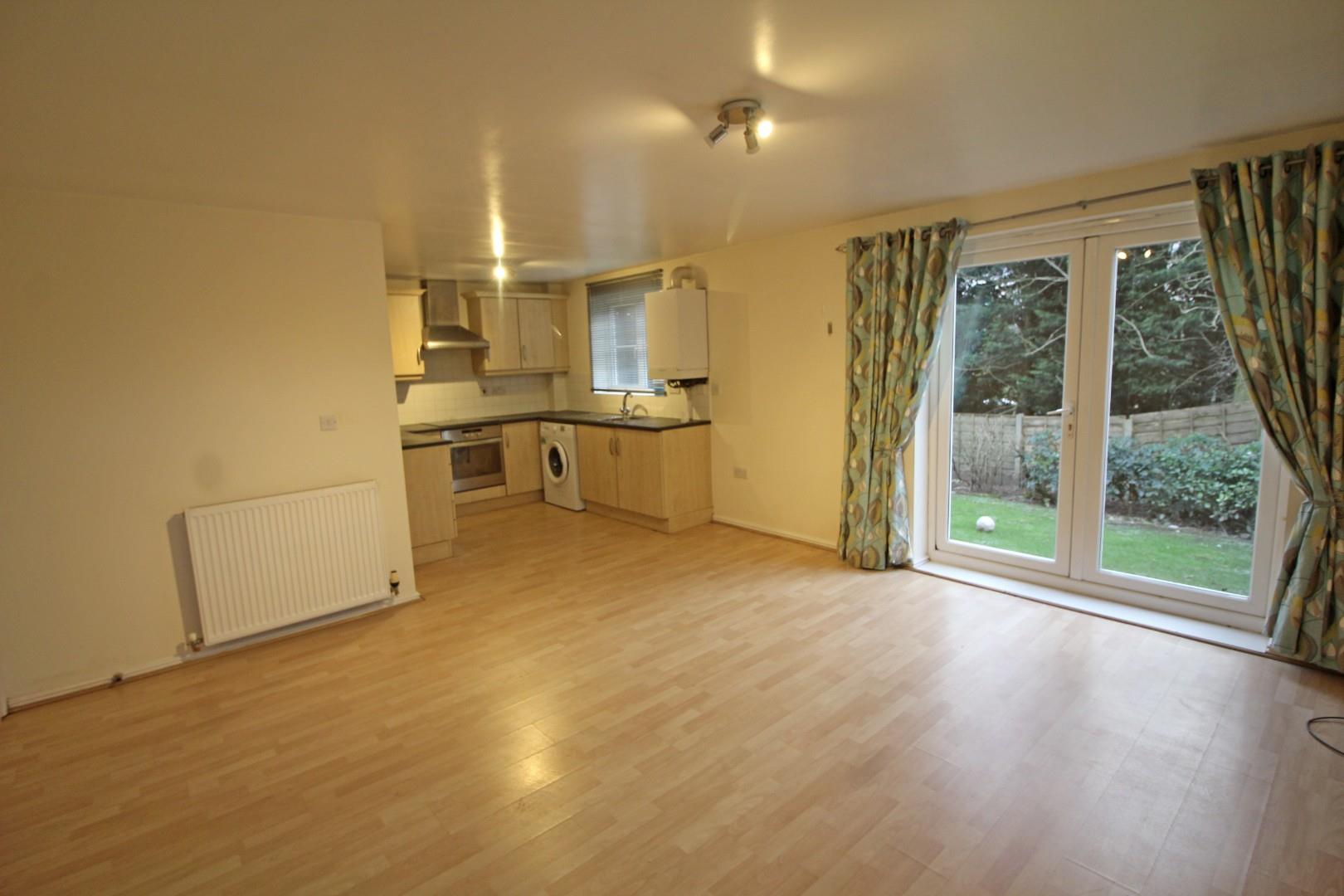 Flat Broadoaks in Bury