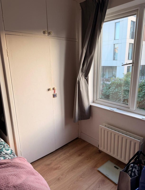 Room Rochelle Close in Greater London