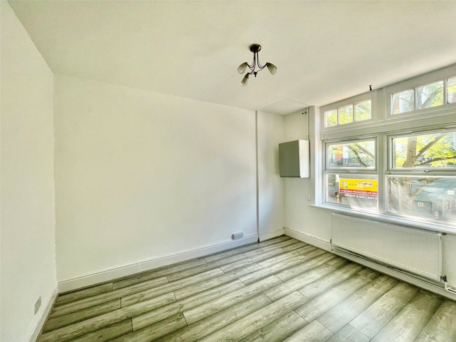 Flat Hare Street in Greater London